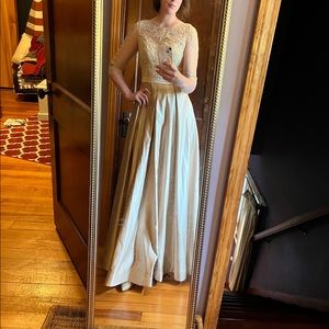 Special Occasion Bridesmaid Prom Dress, size 6, champagne